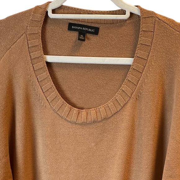 Banna Republic Caramel Sweater Women’s Size XL - Picture 2 of 8